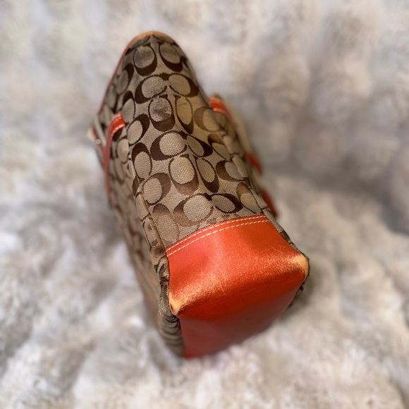 Coach Tan and Orange Signature Tote REHAB - Picture 8 of 12
